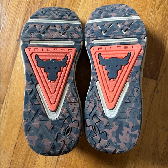 Under Armour Project Rock 6 Veteran’s Day Size 11.5 men’s shoes - Picture 6 of 8